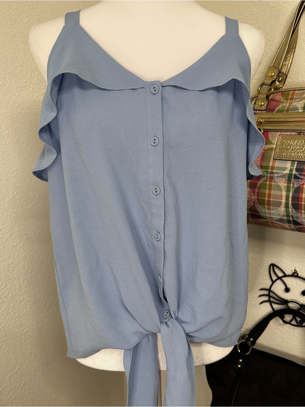 Women’s baby blue tied sleeveless off shoulder top button up naked zebra medium